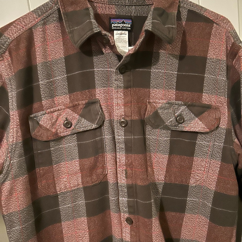 Patagonia Men's Casual Plaid Shirt - Red and Brown